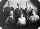 Leach Family – Paeroa 1926